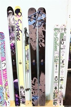 Surface skis